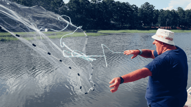 A Step-by-Step Guide to Throwing a Cast Net Like a Pro - SYG Tackle